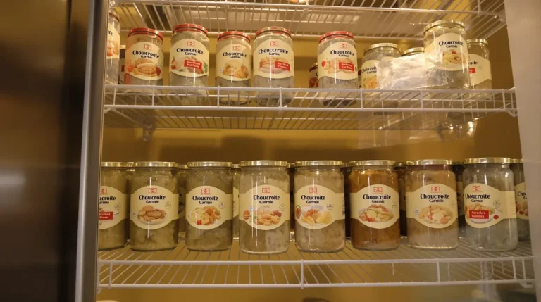 Rappel d’urgence chez Intermarché, Auchan, Leclerc et d'autres enseignes pour ces boîtes de choucroute altérées